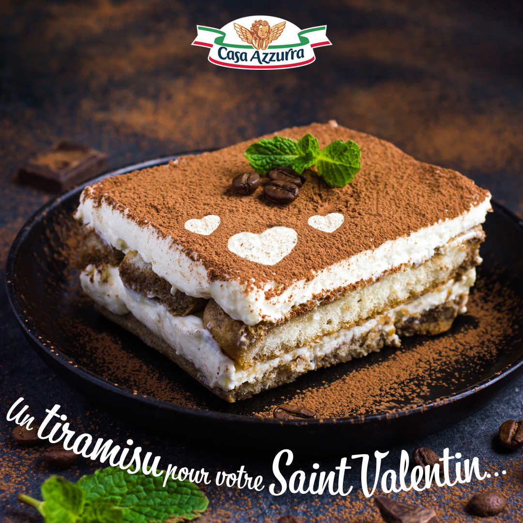 Le Tiramisu Ai Génératif Dans Un Dessert Italien Décadent En Verre Est  Préparé Avec Du Fromage Mascarpone, Un Expresso À La Crème Unique Marsala  Et Des Doigts Éponge Sur Une Lampe De