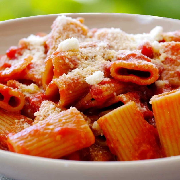 CASA AZZURRA - RIGATONI ALL'AMATRICIANA