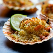 Coquilles St-Jacques gratinées au grana padano Casa Azzurra