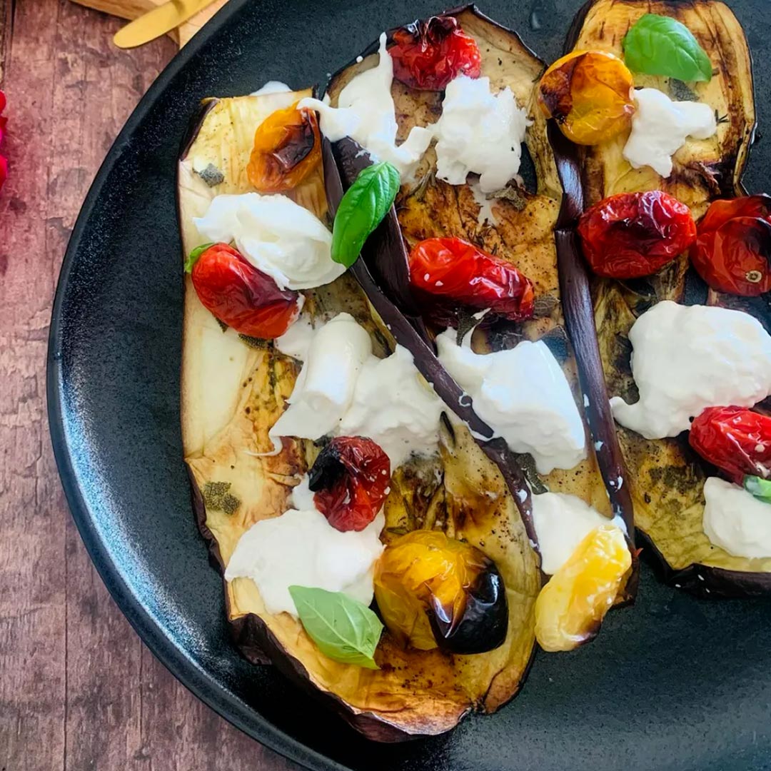 AUBERGINES GRILLEES TOMATES CERISES & BURRATA