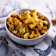 Popcorn de chou-fleur gratiné au parmigiano reggiano