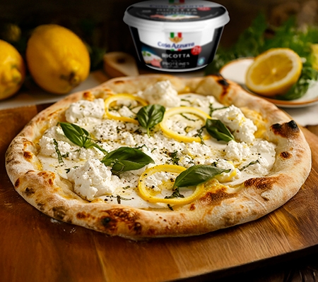 Pizza blanche à la ricotta riche en protéines naturelles et au citron